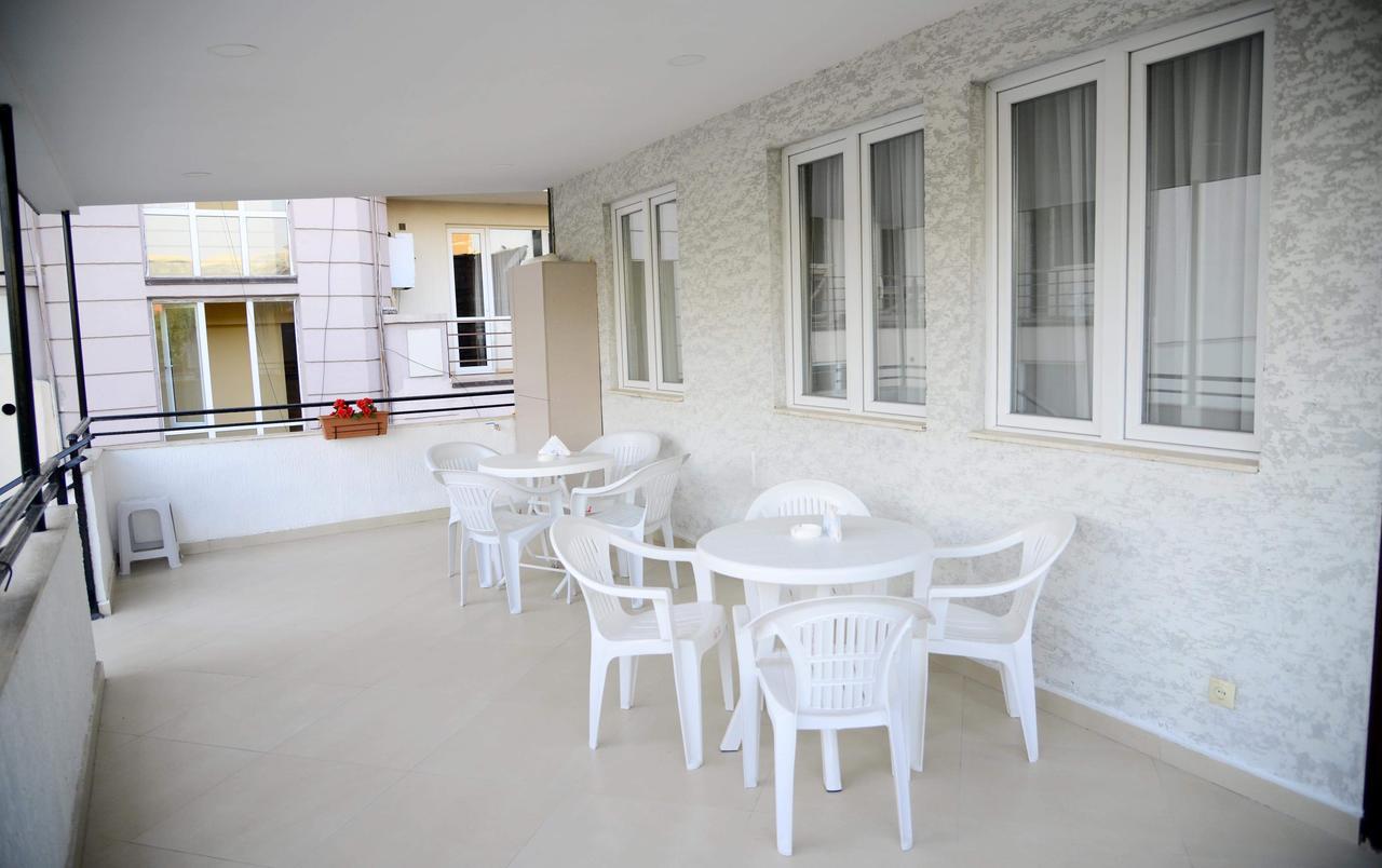 Gng Apartment Tbilisi Bagian luar foto
