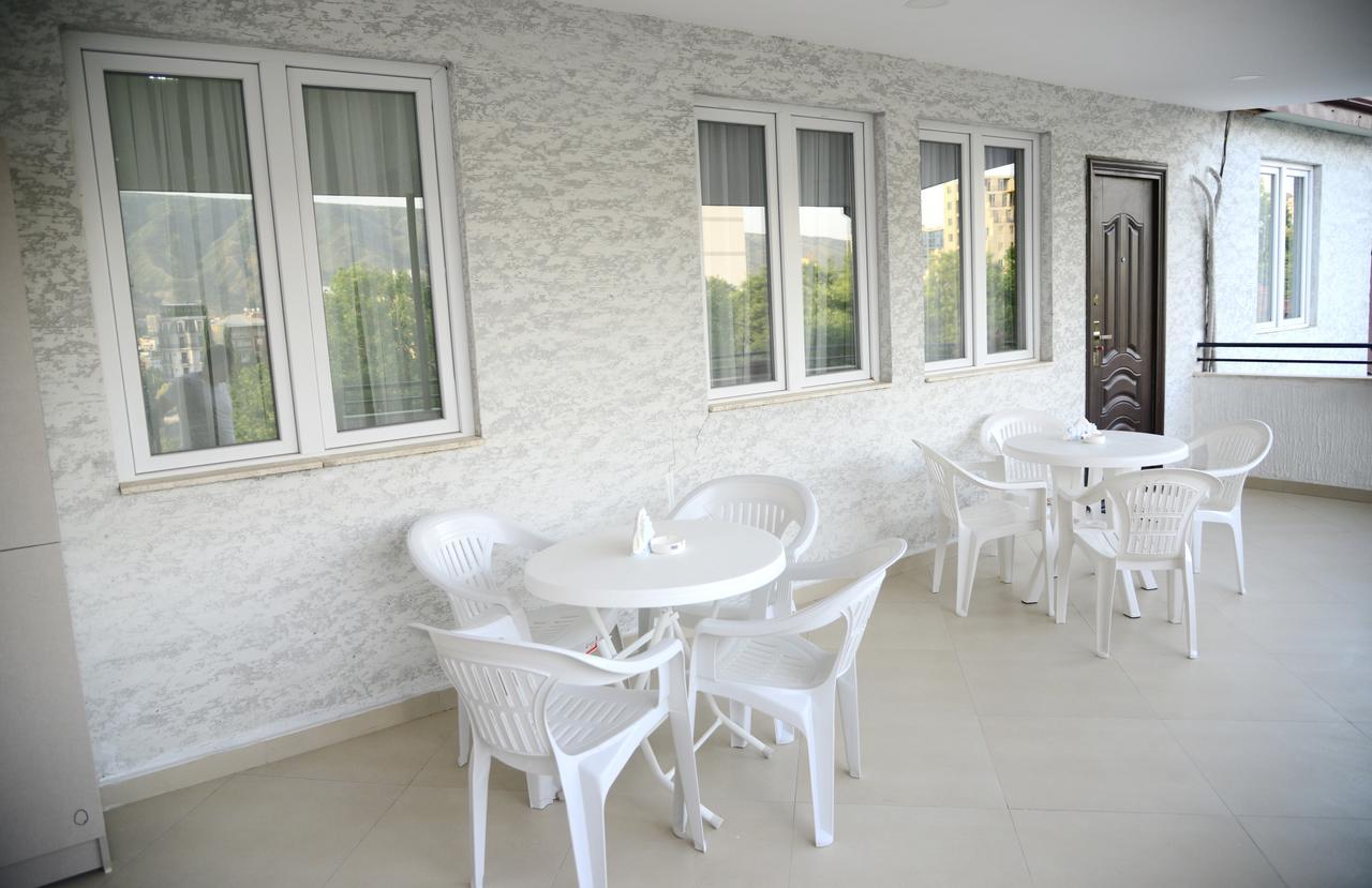 Gng Apartment Tbilisi Bagian luar foto