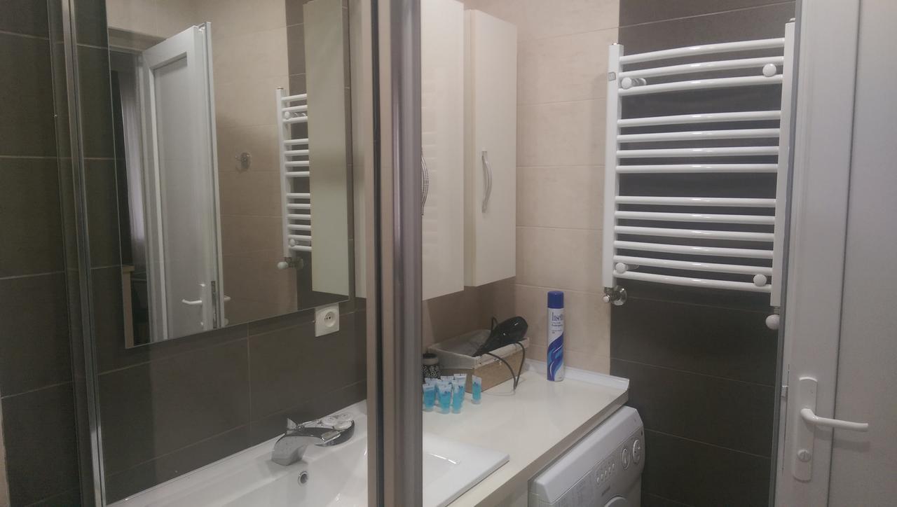 Gng Apartment Tbilisi Bagian luar foto